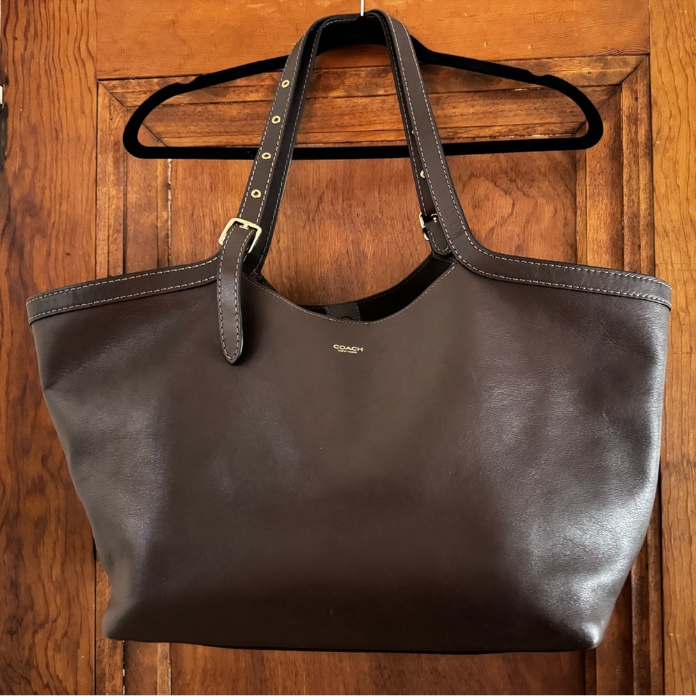 Coach Gramercy Tote in Maple/Dark Brown Leather Shoulder Bag